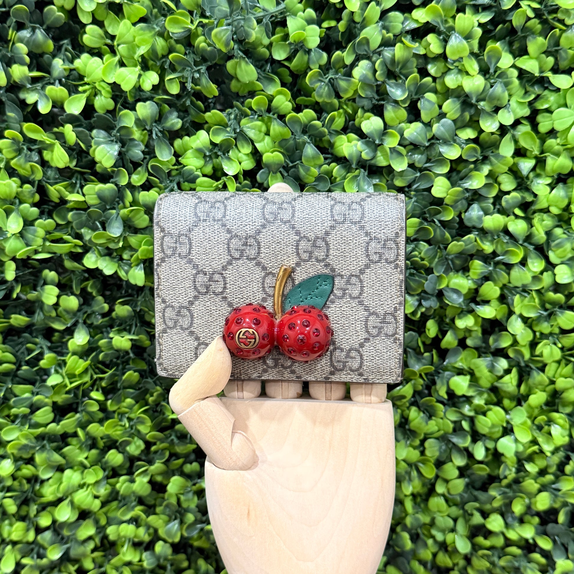 Gucci GG Supreme Cherry Compact Wallet