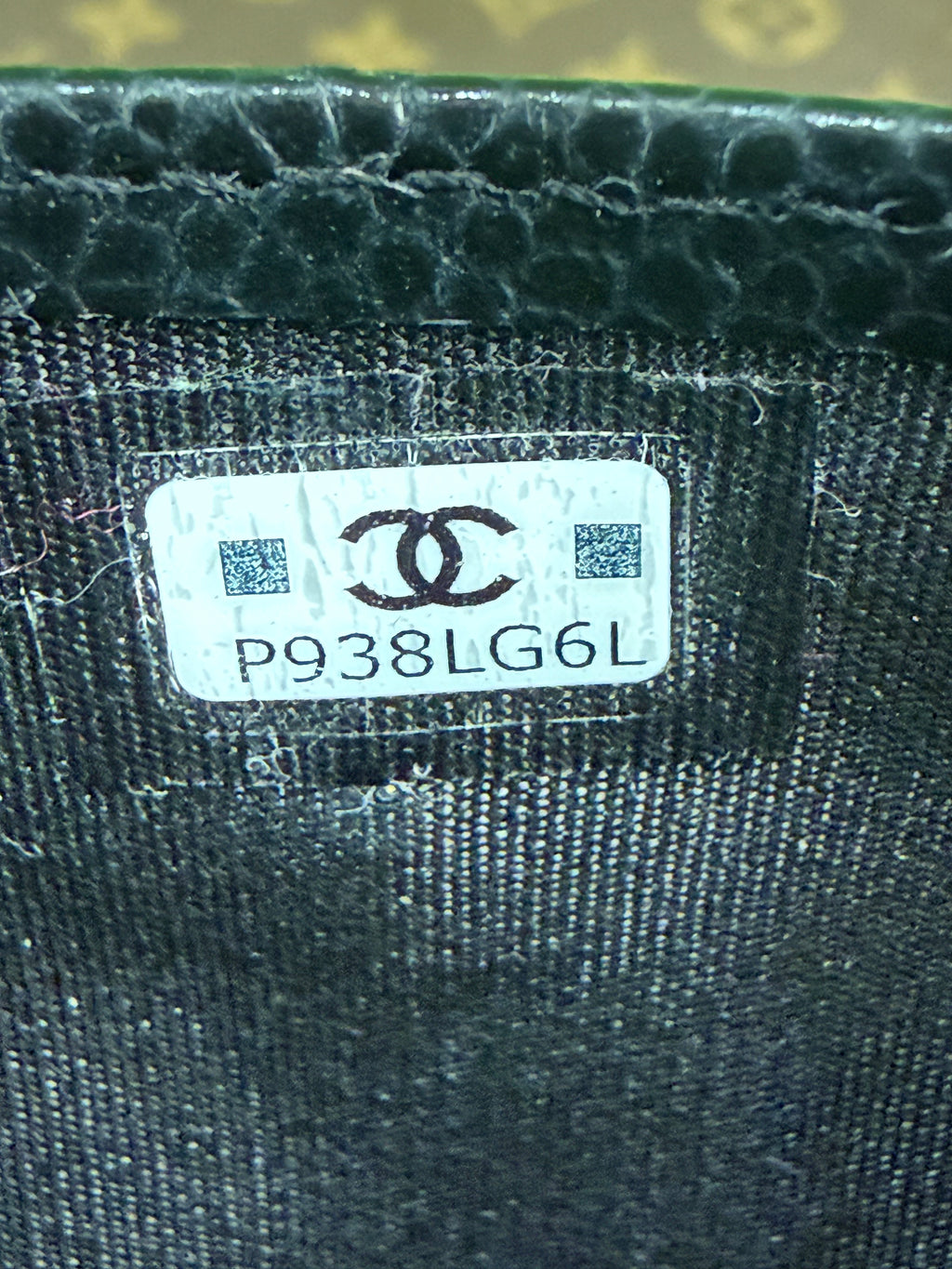 Chanel Caviar Cardholder