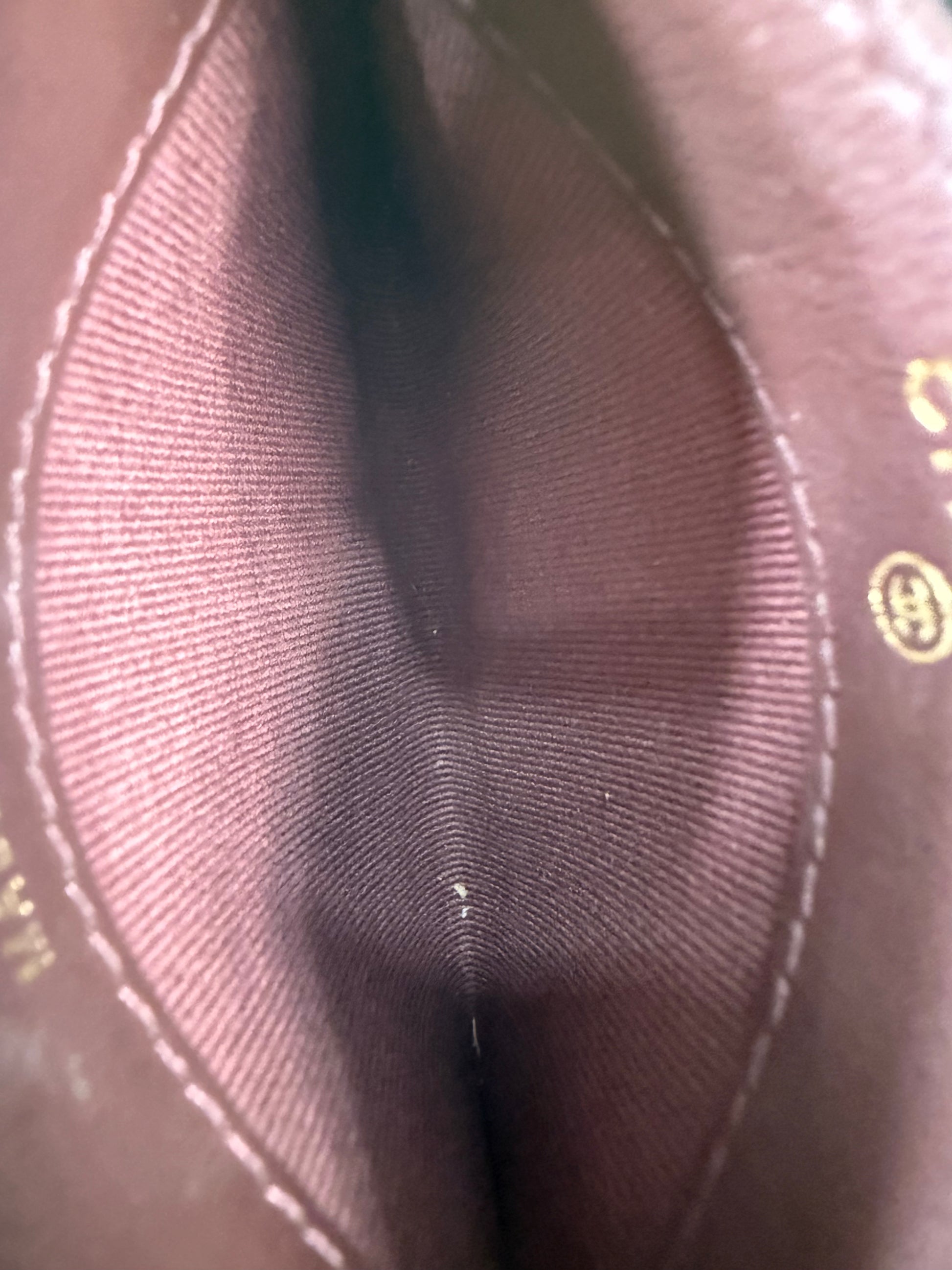 Chanel Caviar Cardholder