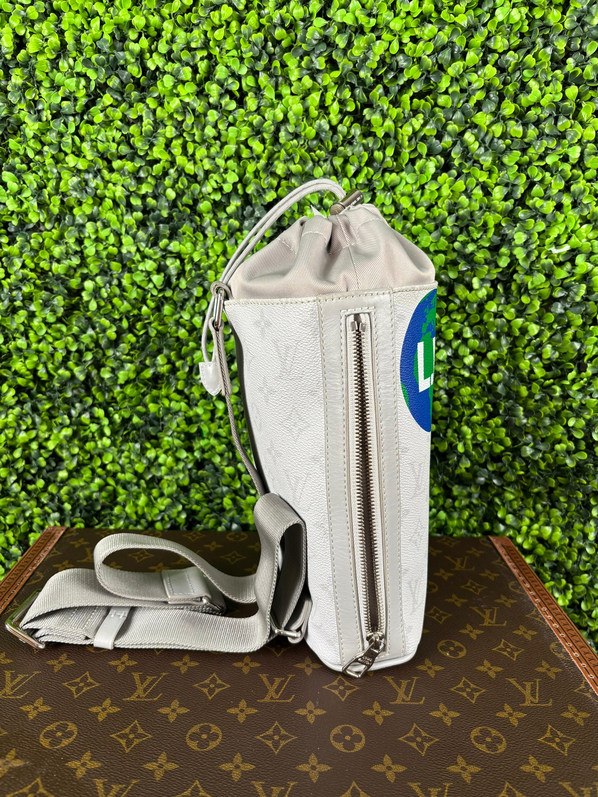 Louis Vuitton White Canvas Chalk Sling
