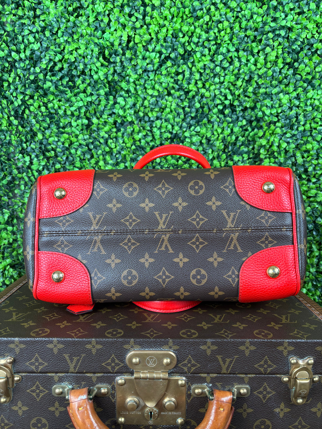 Louis Vuitton Coquelicot Estrela MM Monogram Canvas