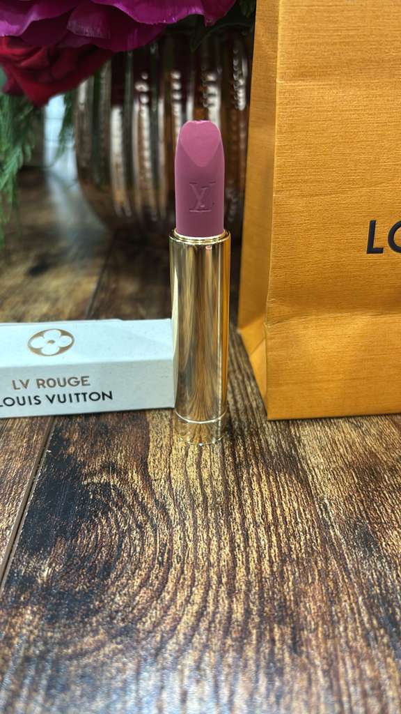 Louis Vuitton Makeup Rouge Matte RFL 207 Sensual Wave Refill