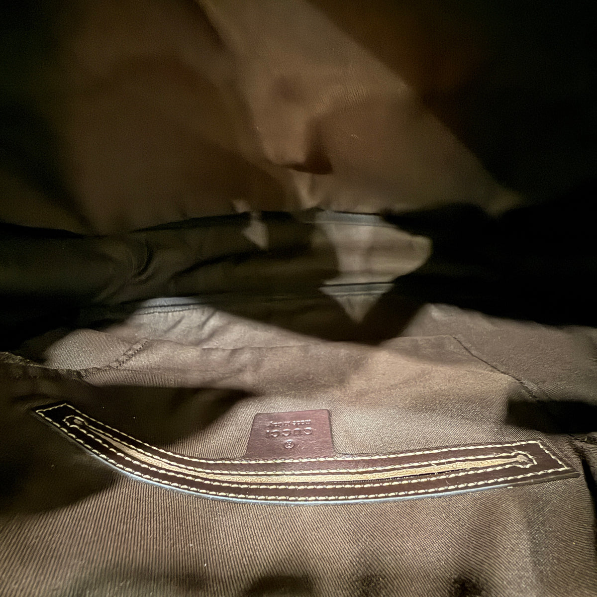 Gucci Messenger Supreme GG