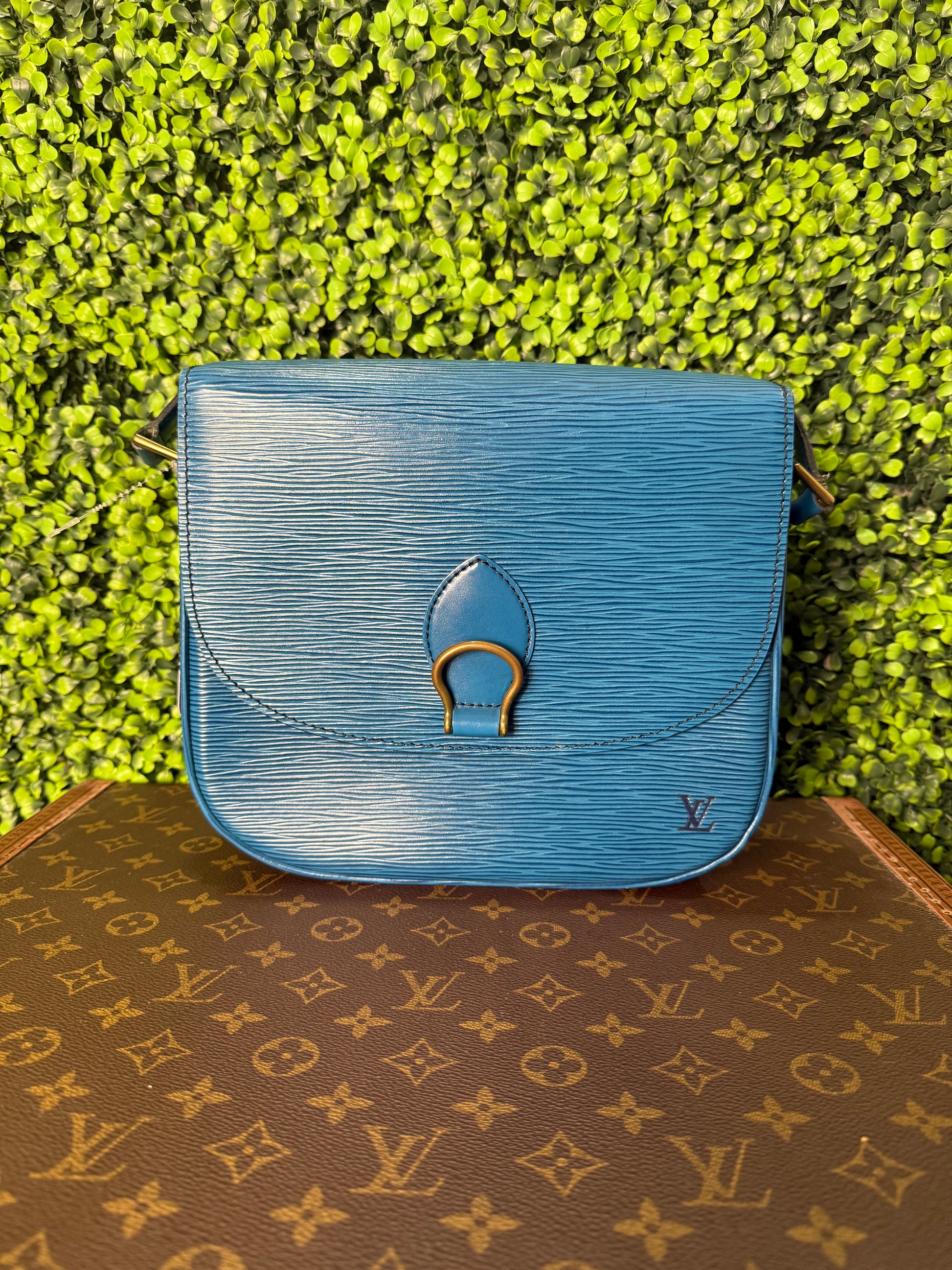 Louis Vuitton Saint Cloud Epi Blue
