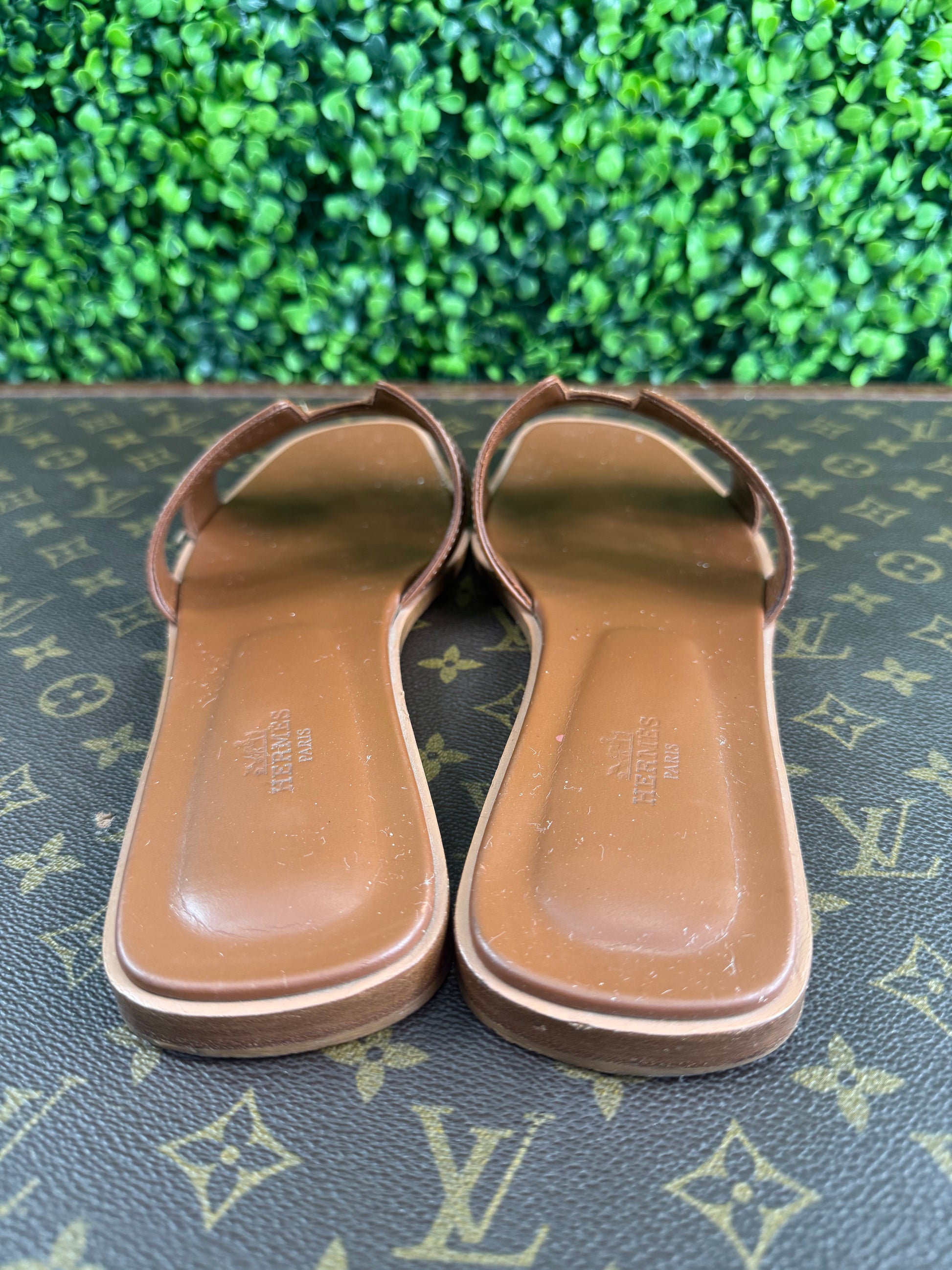 Hermes Oran Leather Sandals
