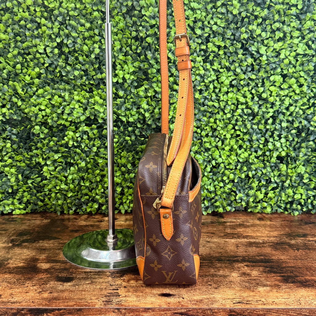 Louis Vuitton Monogram Trocadero 30