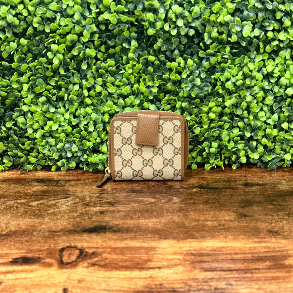 Gucci Beige Bifold Compact Wallet