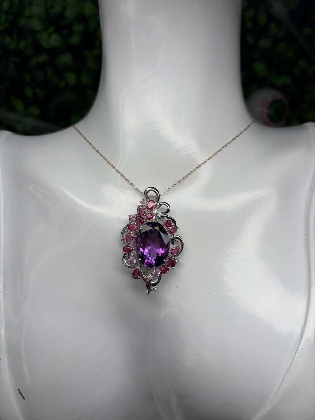 Pendant White Gold 18K w/Rubies