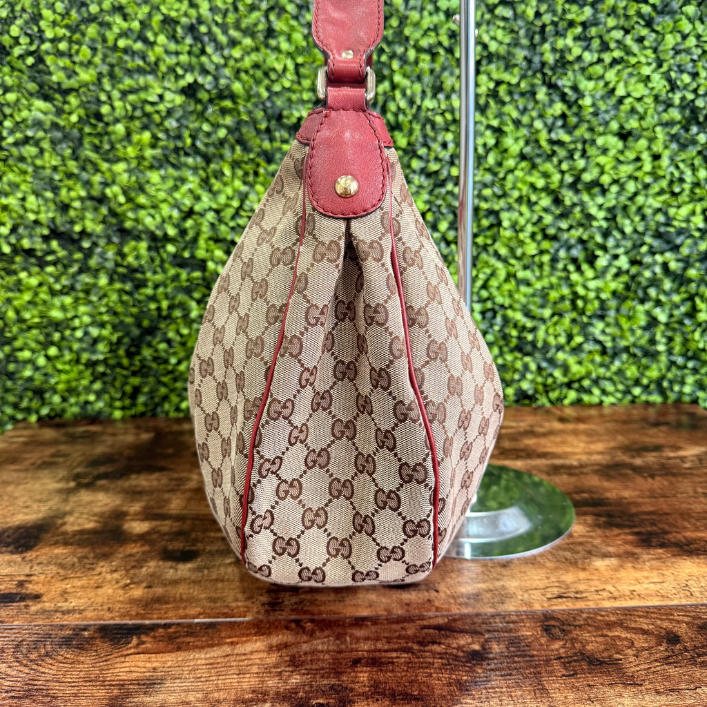 Gucci Sukey Canvas Hobo Medium
