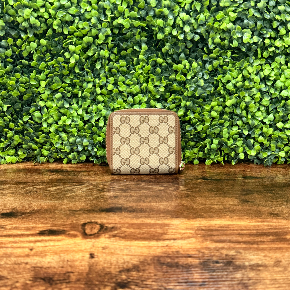 Gucci Beige Bifold Compact Wallet