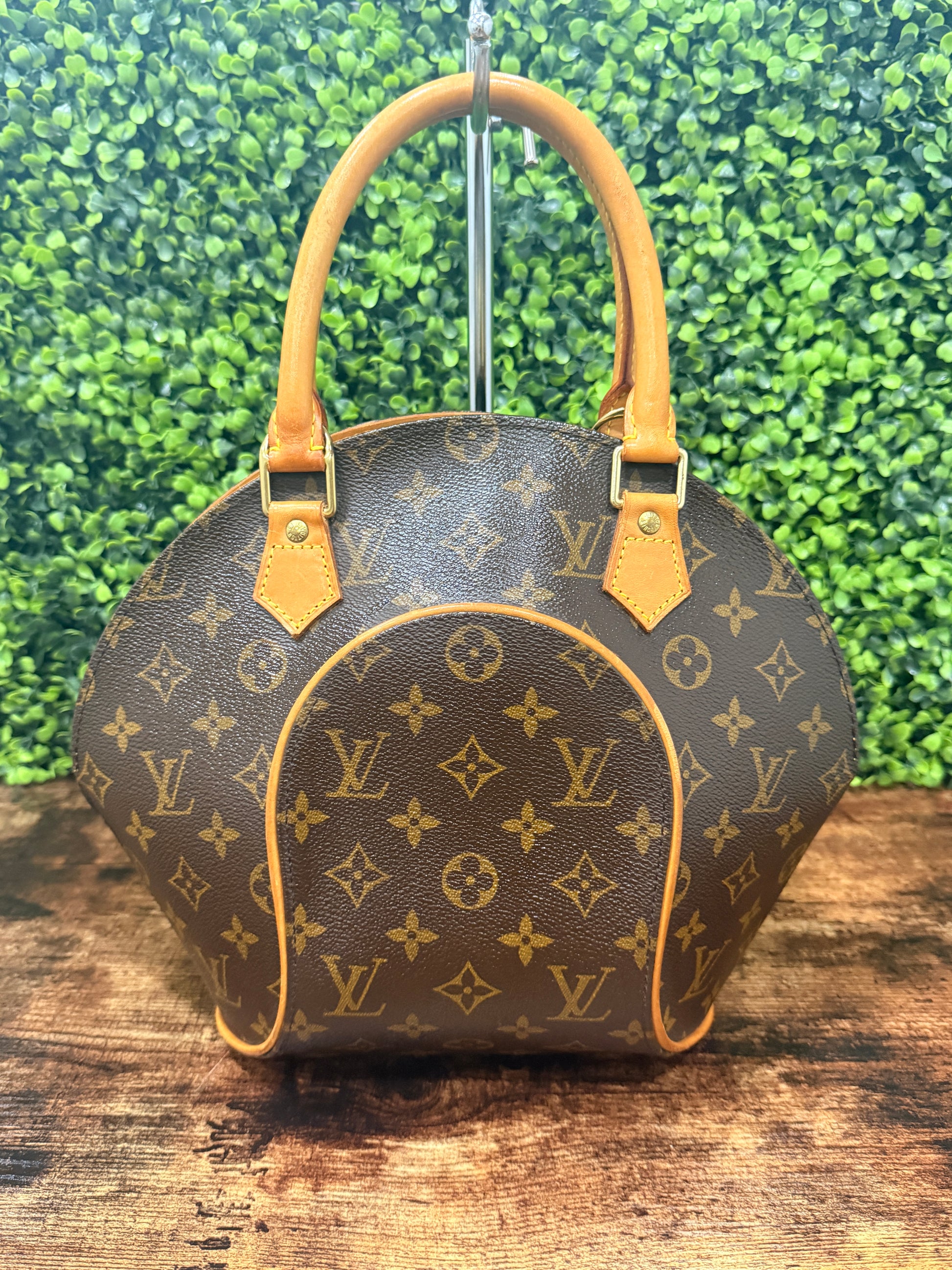 Louis Vuitton Ellipse PM Monogram