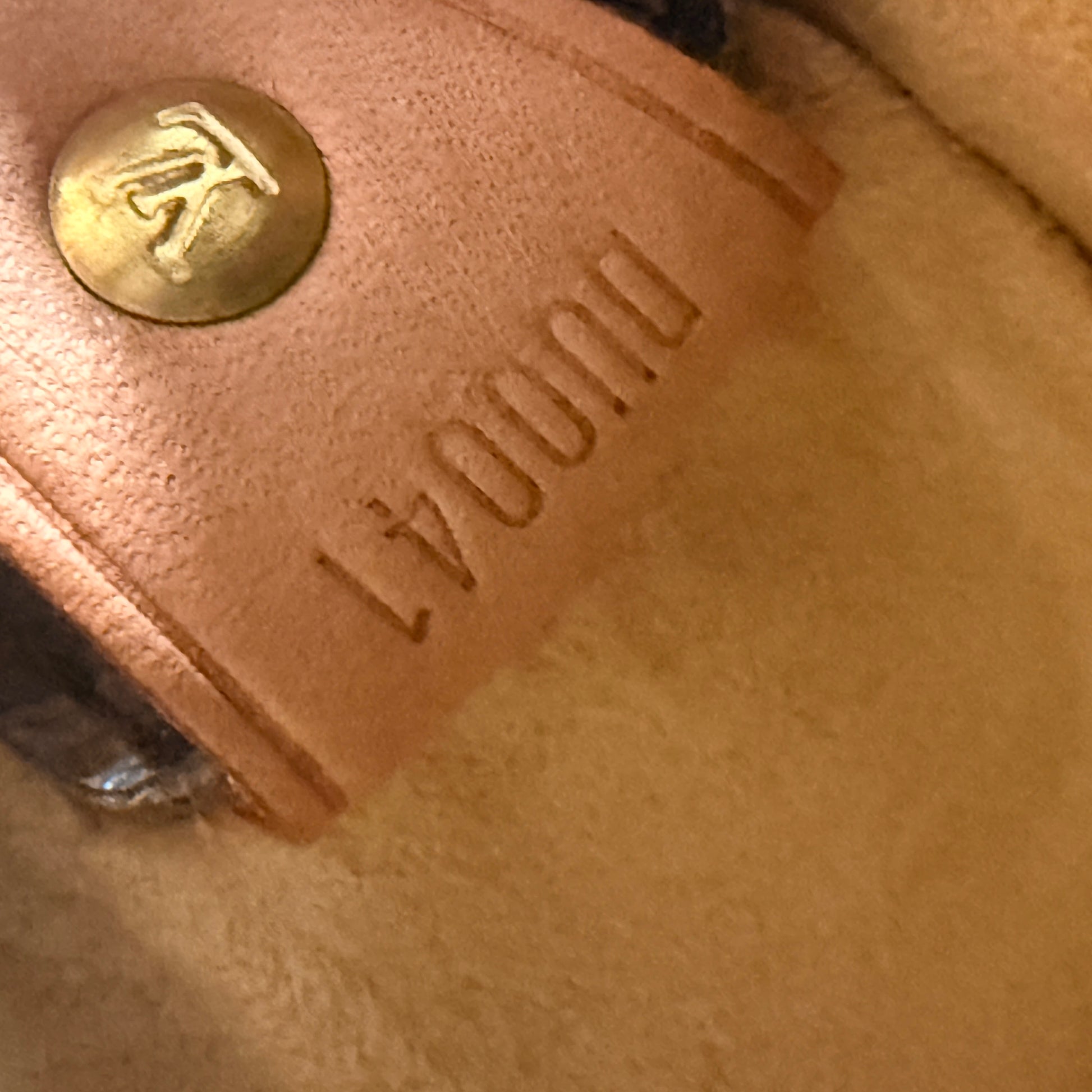 Louis Vuitton Looping Handbag Monogram