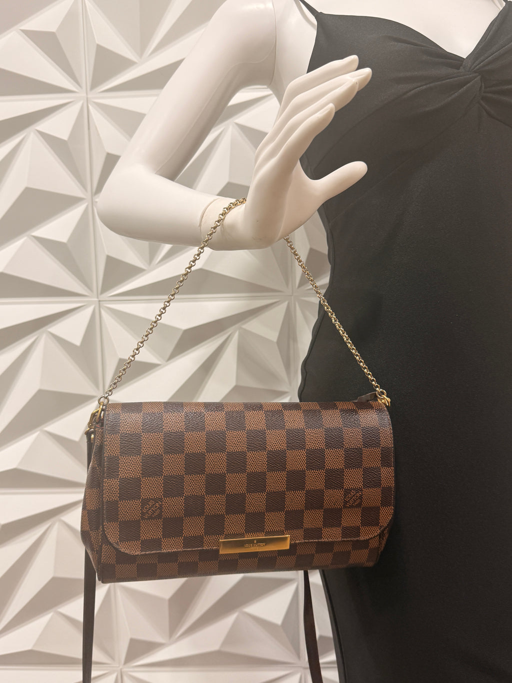 Louis Vuitton Favorite MM Damier Ebene