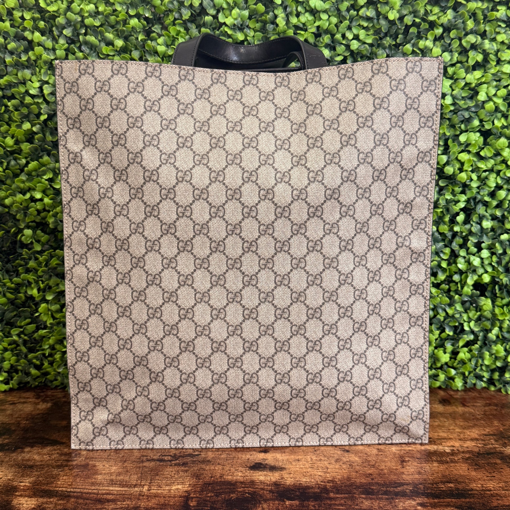 Gucci GG Supreme Tote Bag
