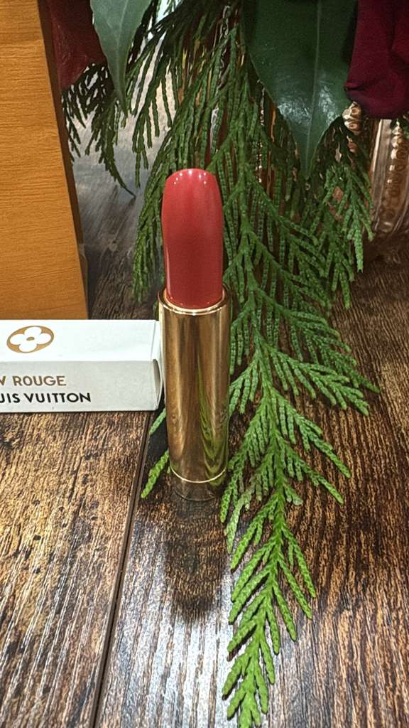 Louis Vuitton Makeup Rouge Satin RFL 600 On The Edge