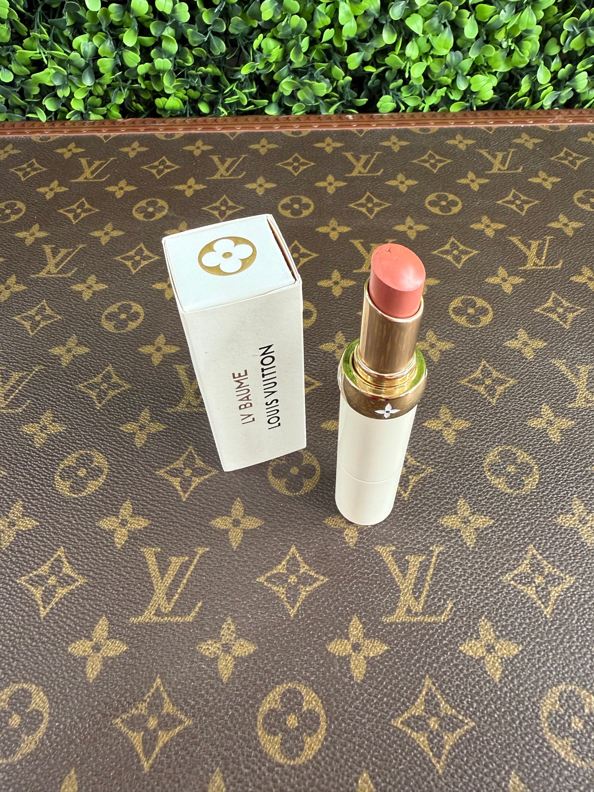 Louis Vuitton Rouge Nude Poetry Rechargeable