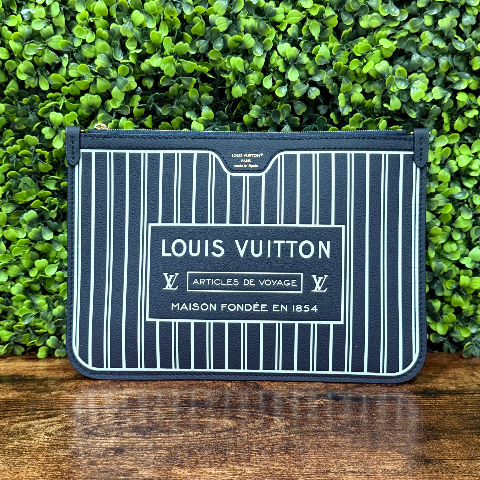 Louis Vuitton Navy Inside Out Clutch Pochette