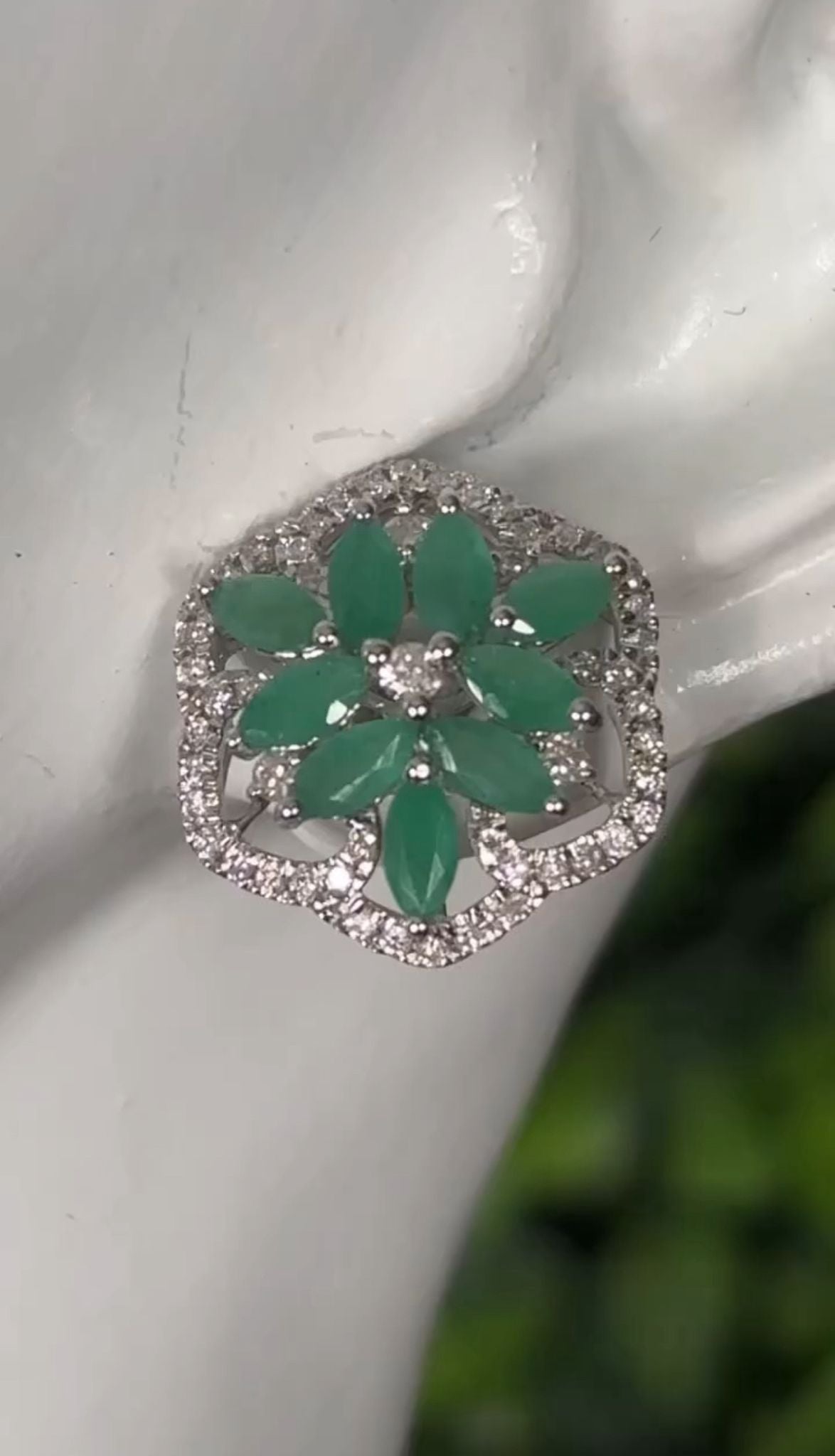 Earrings White Gold 18K w/Diamonds & Emeralds Flower Style