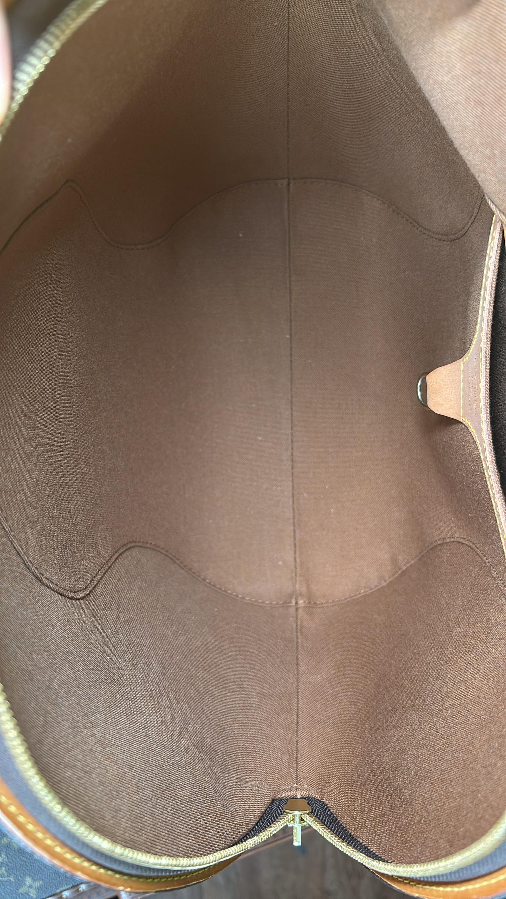 Louis Vuitton Ellipse GM Monogram