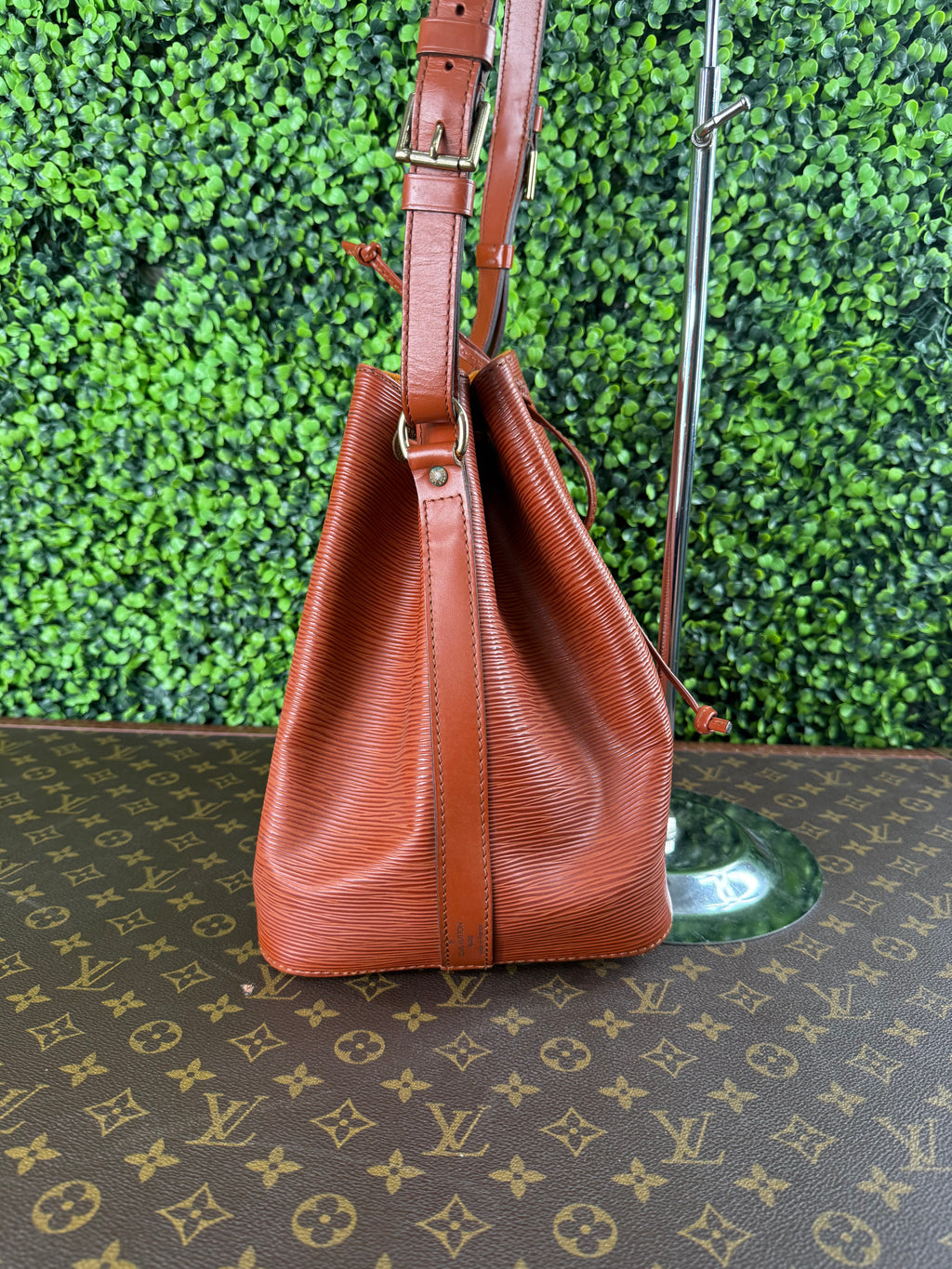 Louis Vuitton Vintage Noe Petite