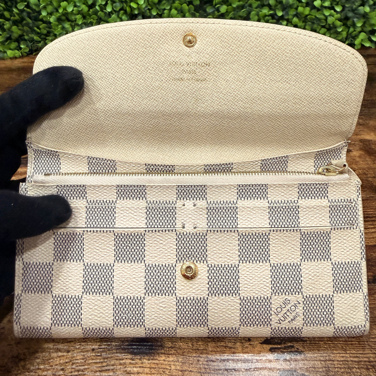 Louis Vuitton Emilie Wallet Azur