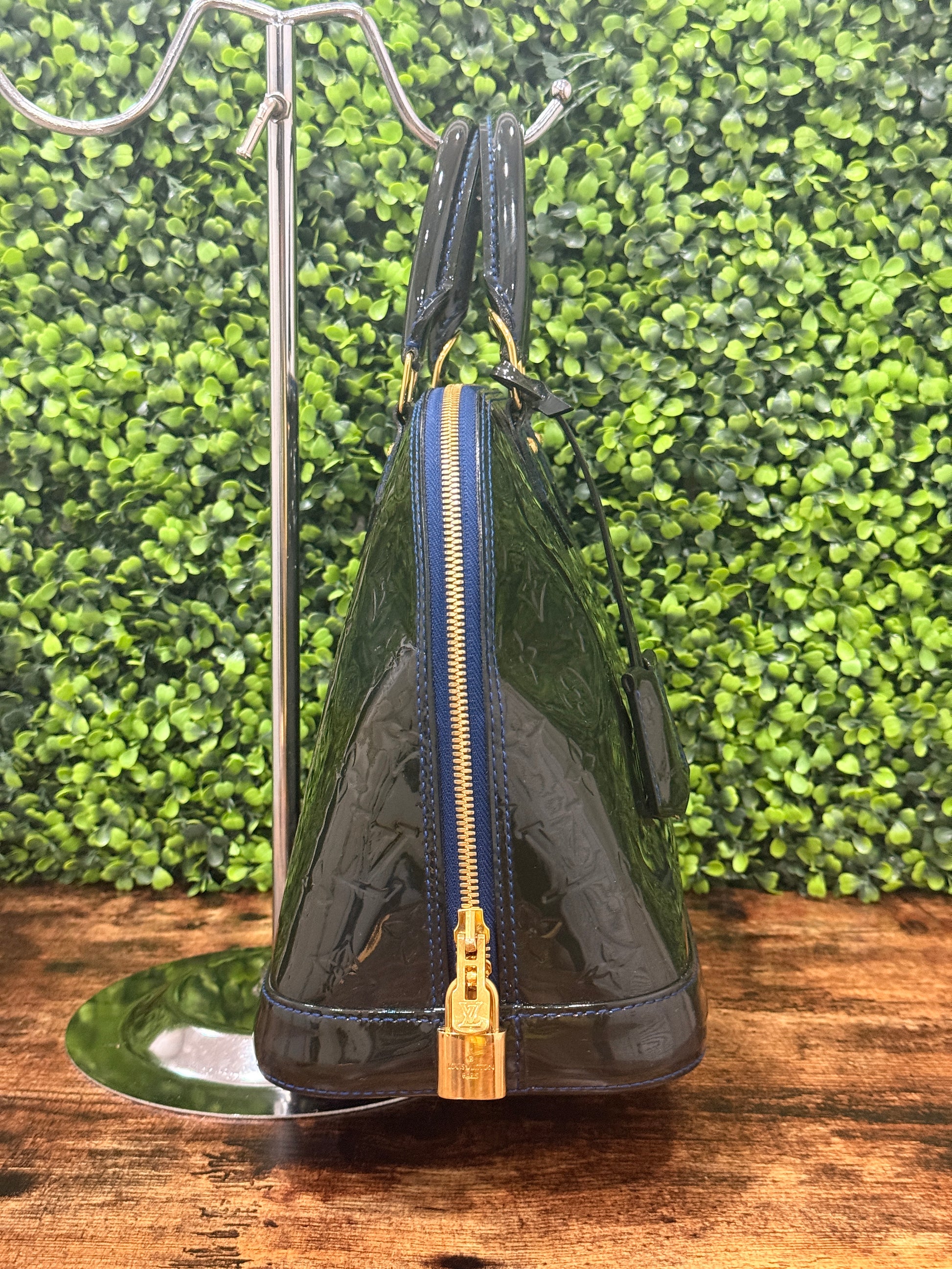Louis Vuitton Alma Vernis Patent Monogram