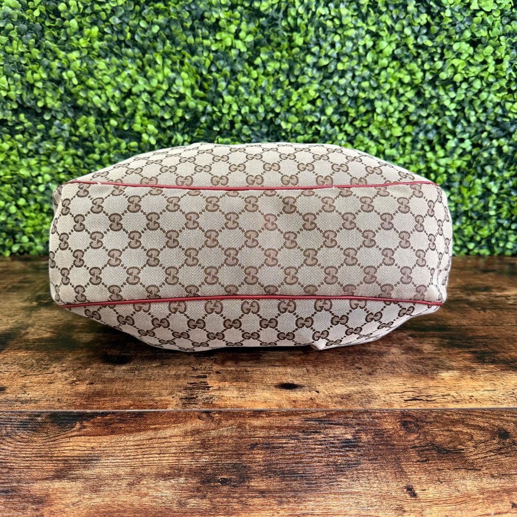 Gucci Sukey Canvas Hobo Medium