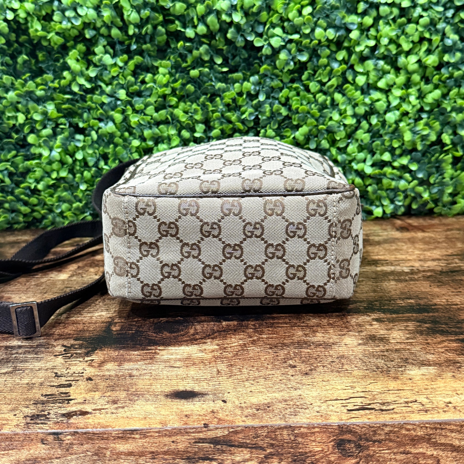 Gucci GG Canvas Small Crossbody