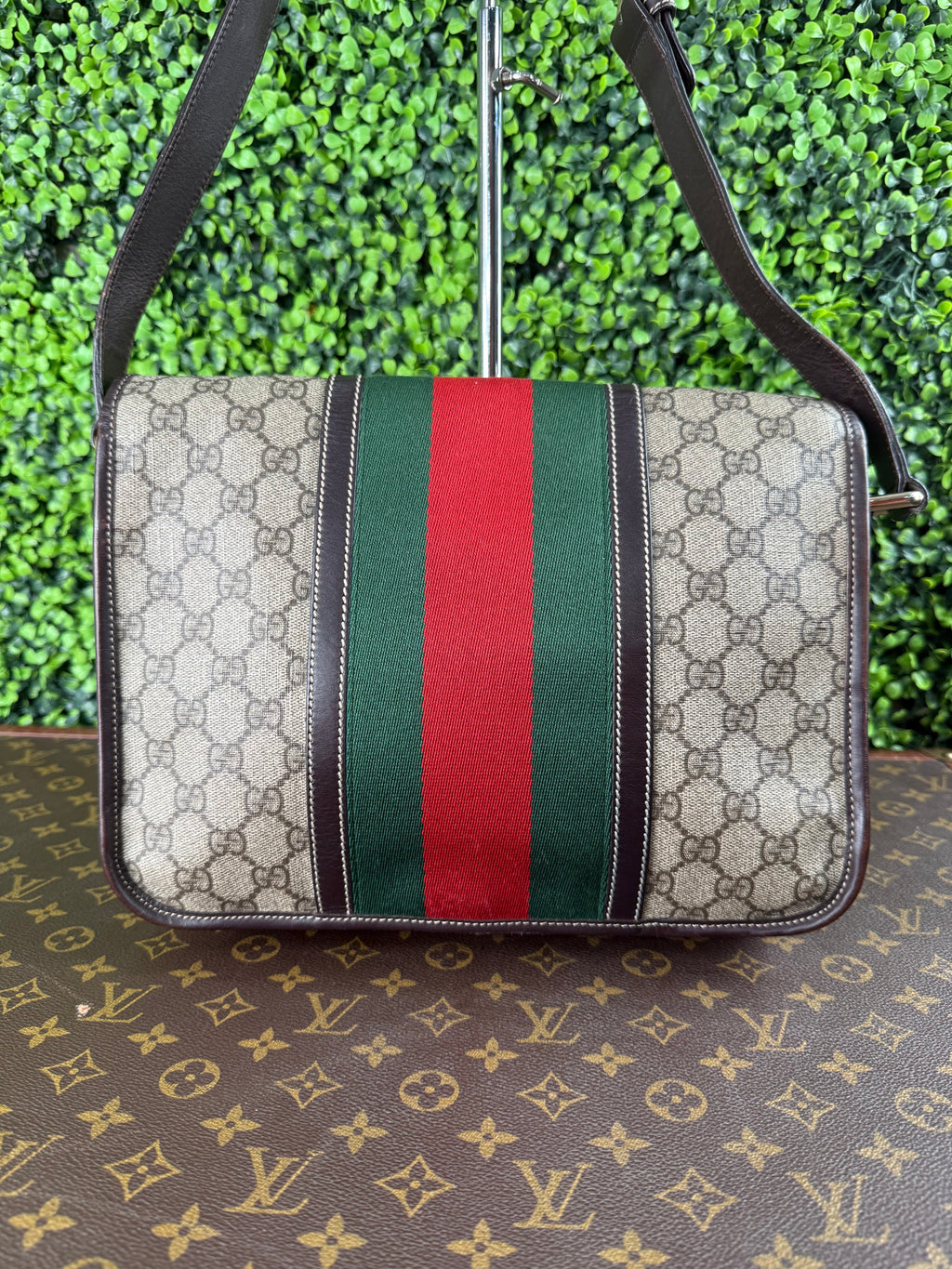 Gucci GG Web Flap Messenger