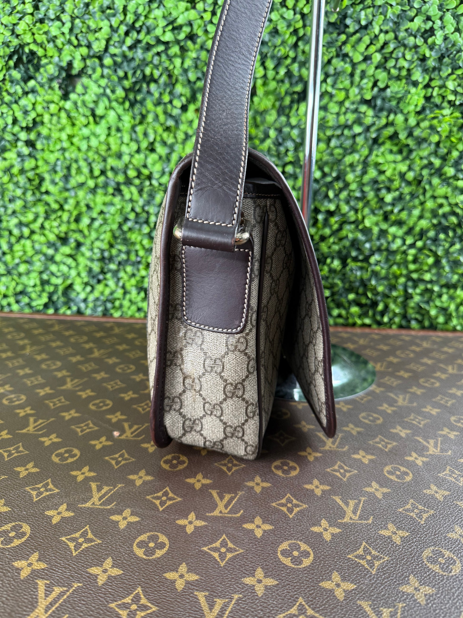 Gucci GG Web Flap Messenger