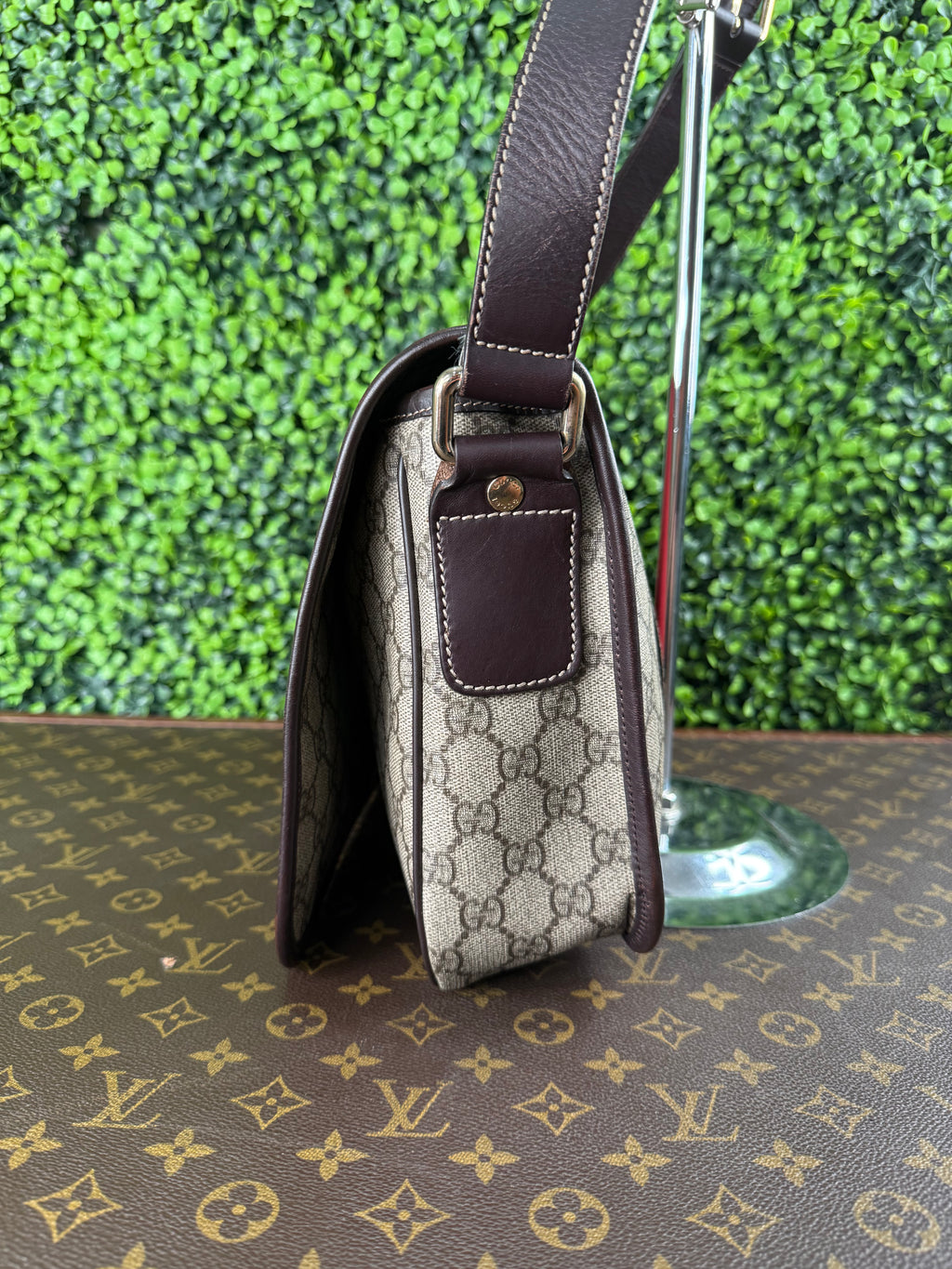 Gucci GG Web Flap Messenger