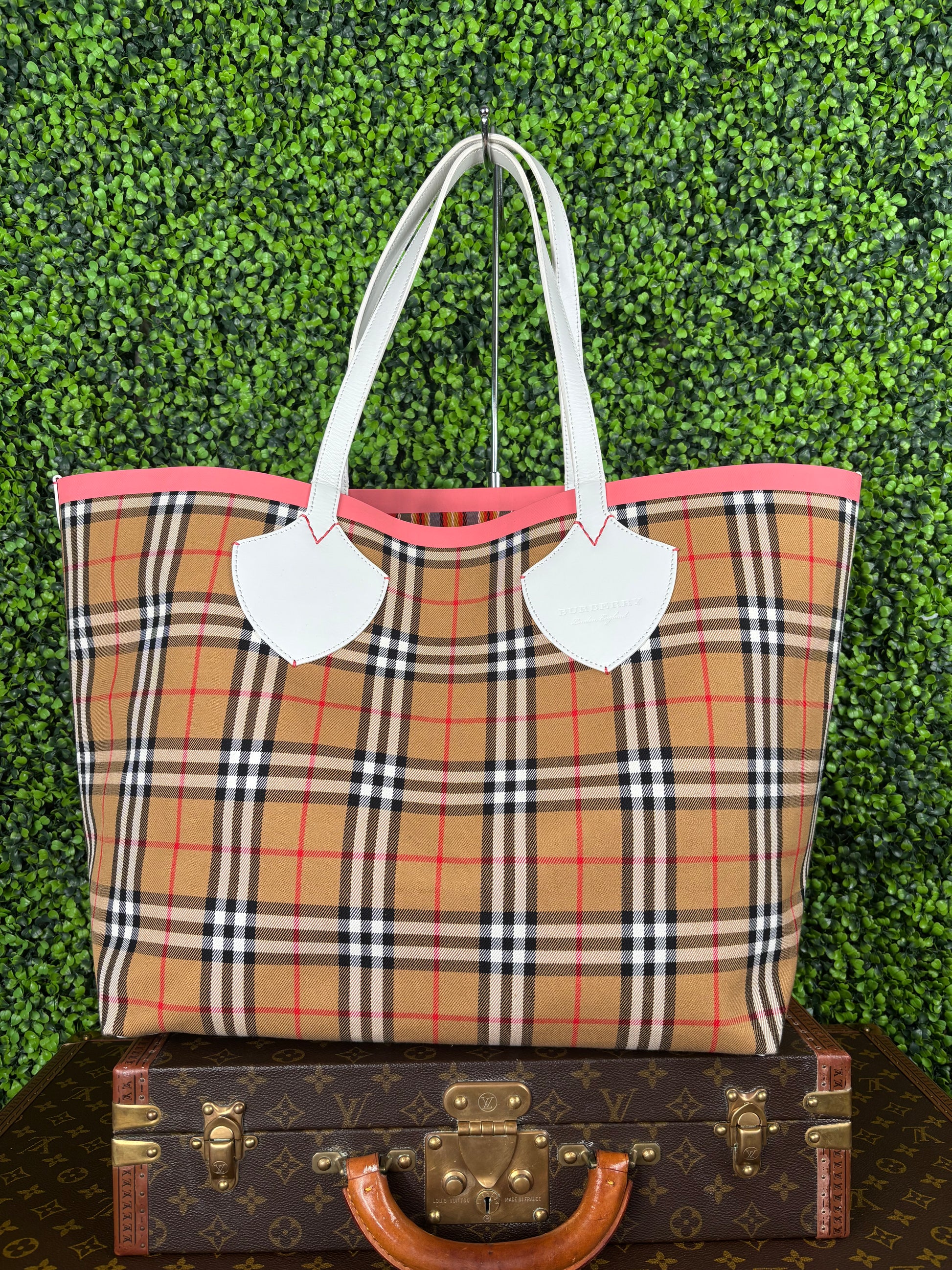 Burberry Giant Reversible Tote
