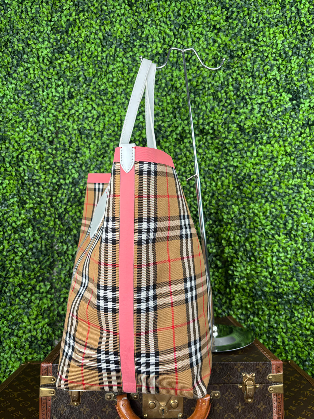 Burberry Giant Reversible Tote