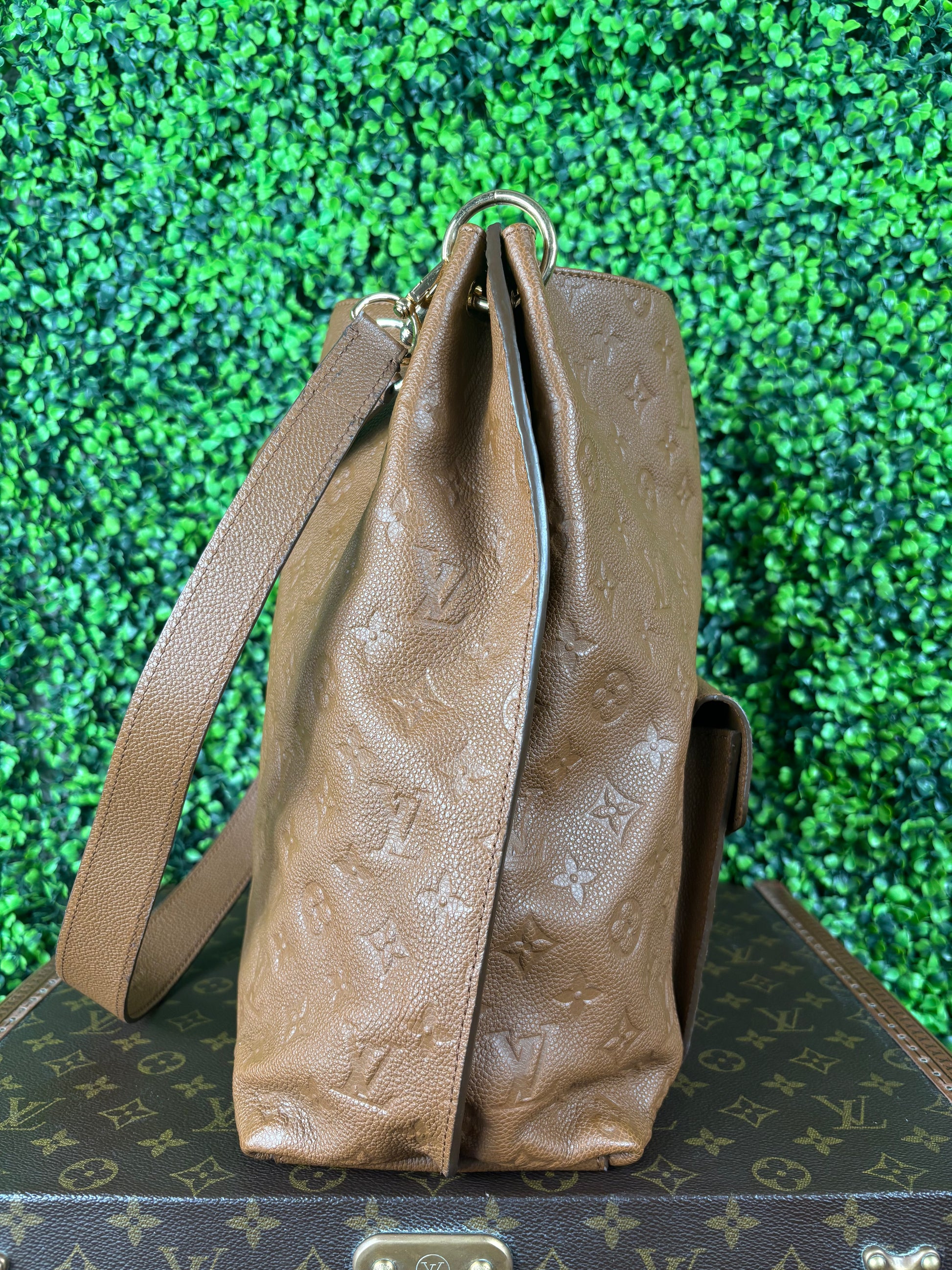 Louis Vuitton Havane Metis Monogram