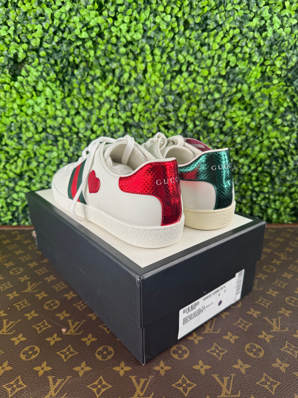 Gucci Heart Sneakers Size 10
