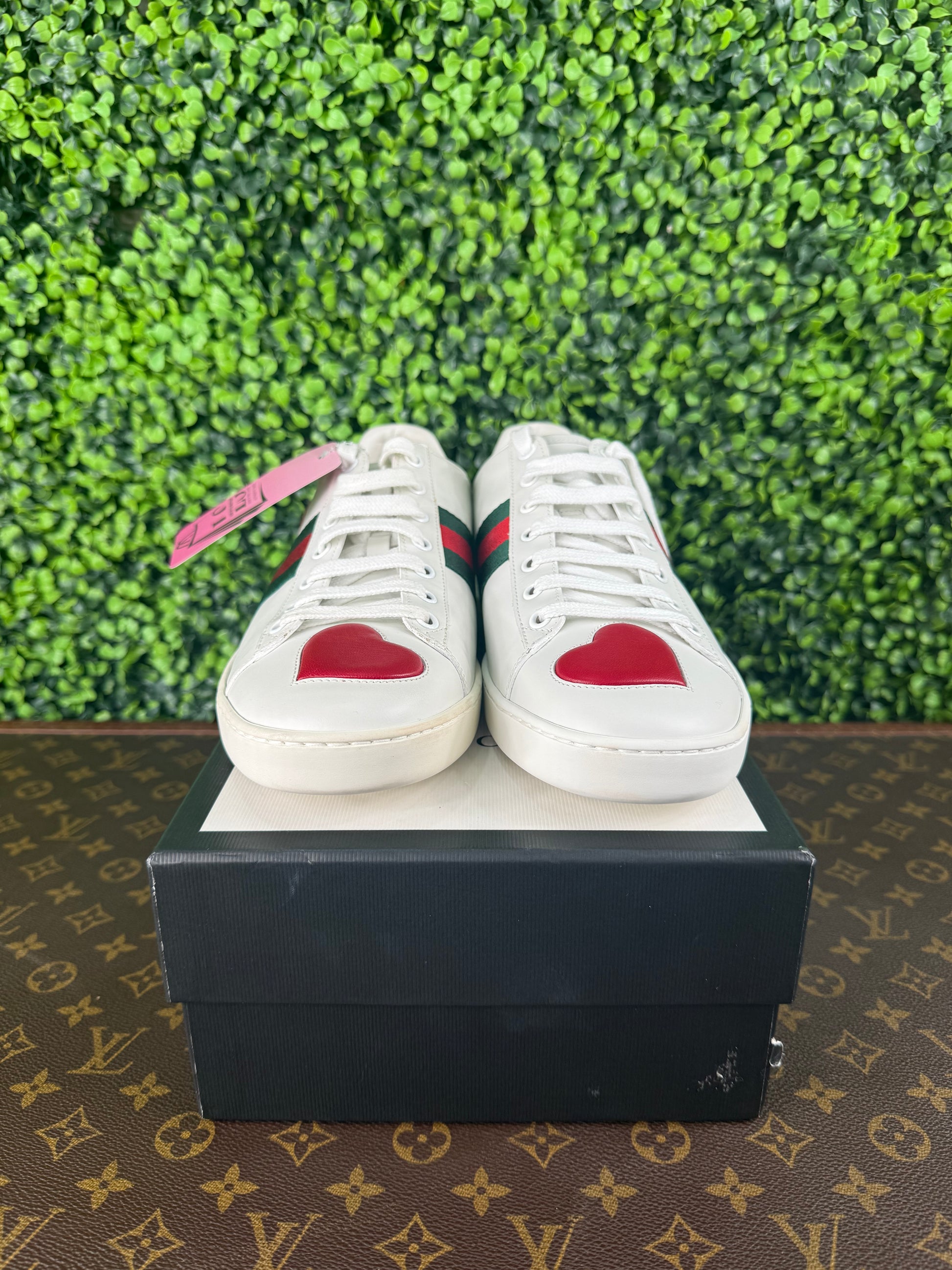 Gucci Heart Sneakers Size 10