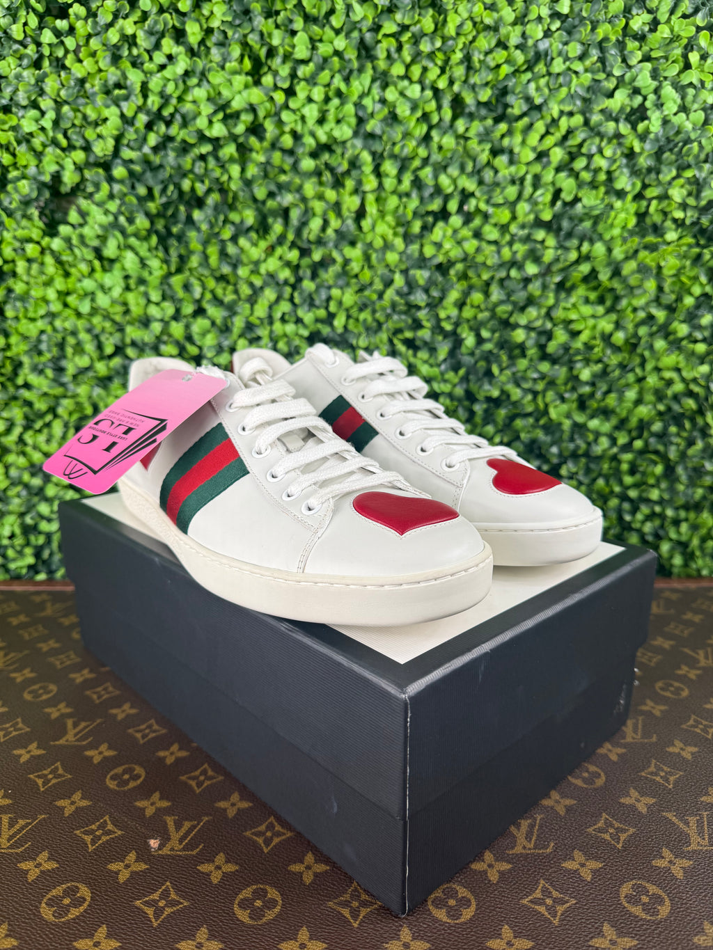 Gucci Heart Sneakers Size 10