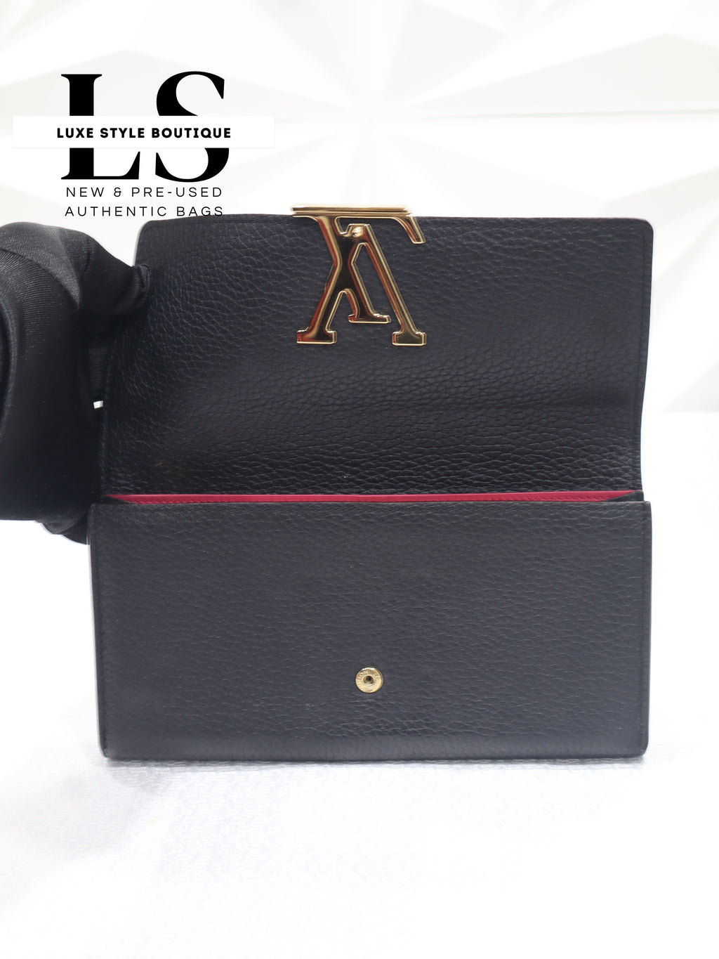 Louis Vuitton Capucines Compact Wallet Noir & Pink