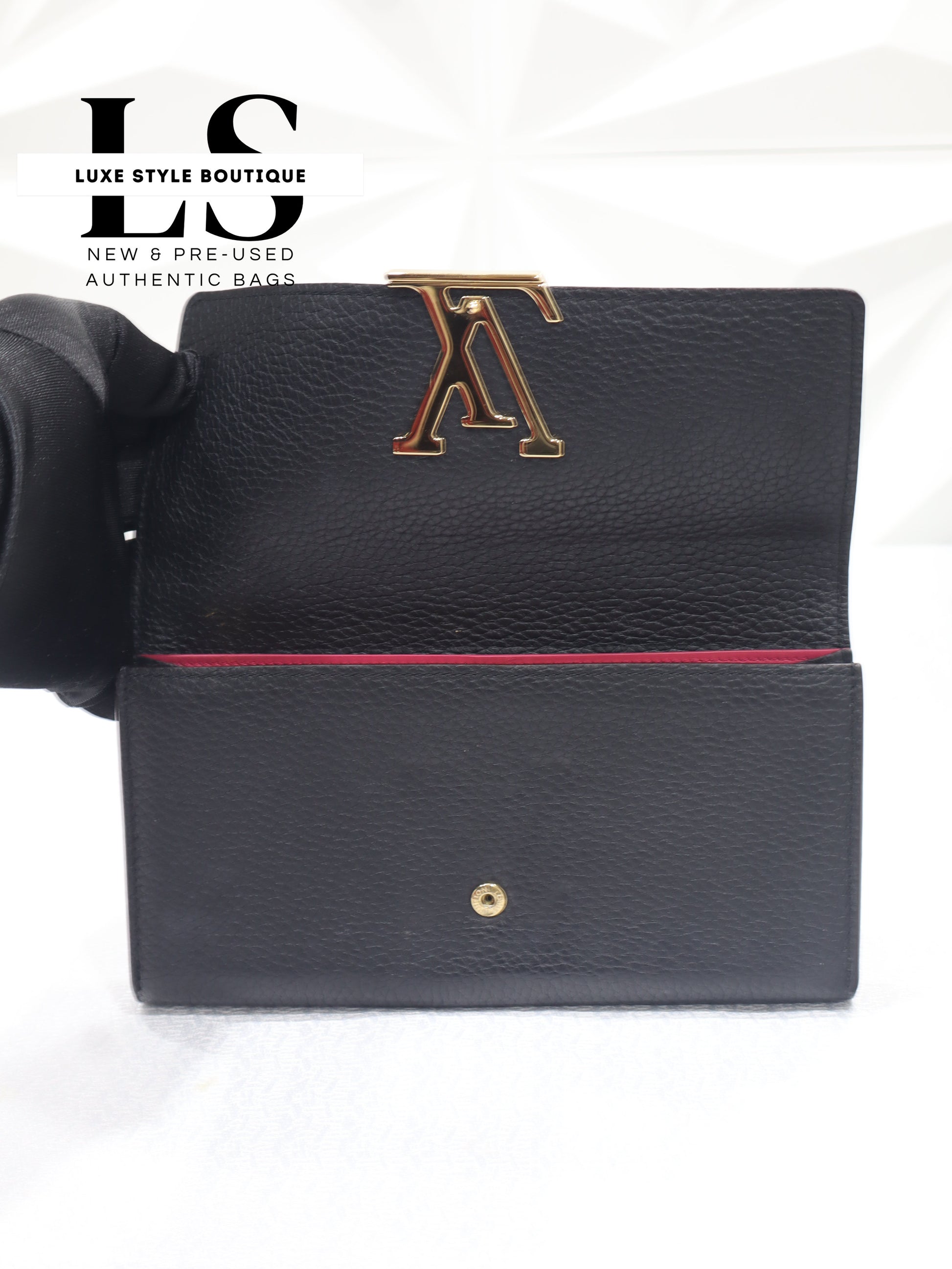 Louis Vuitton Capucines Compact Wallet Noir & Pink