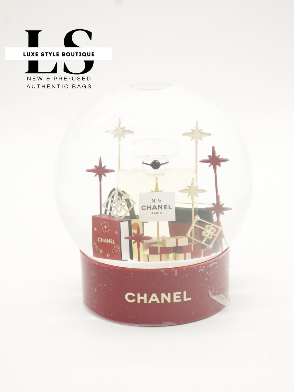 Chanel N.5 Snow Globe Dome 2022