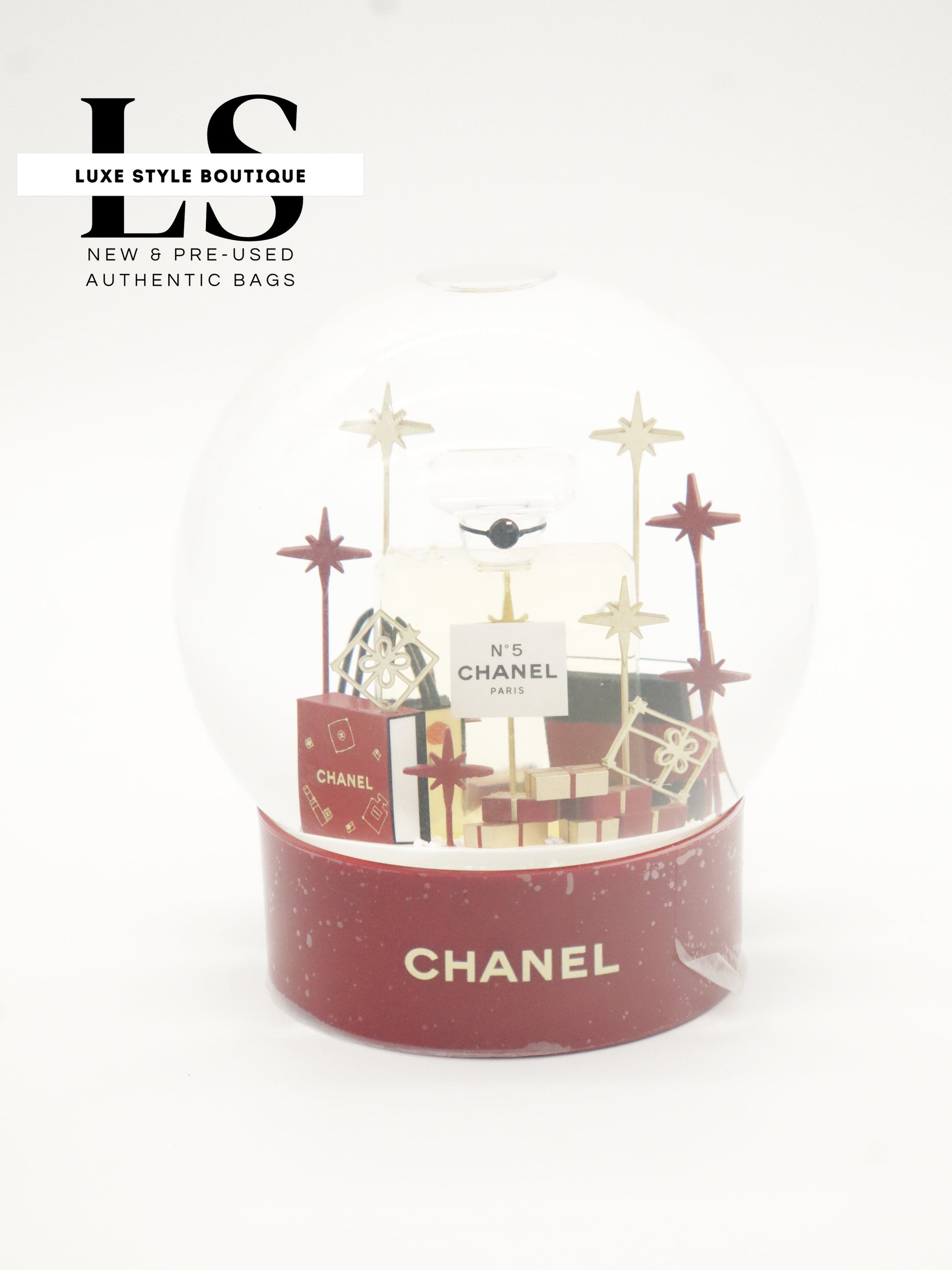 Chanel N.5 Snow Globe Dome 2022