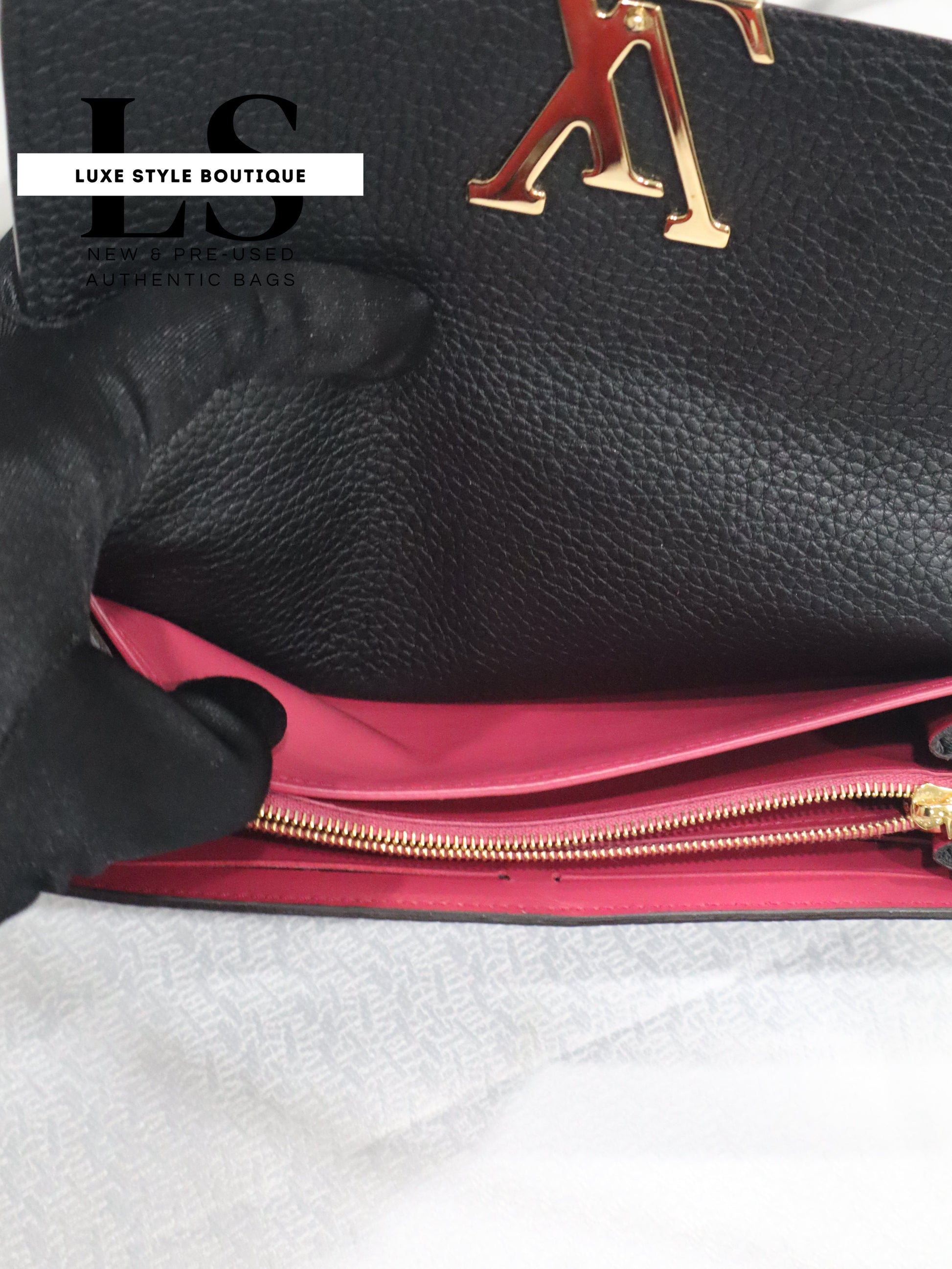 Louis Vuitton Capucines Compact Wallet Noir & Pink
