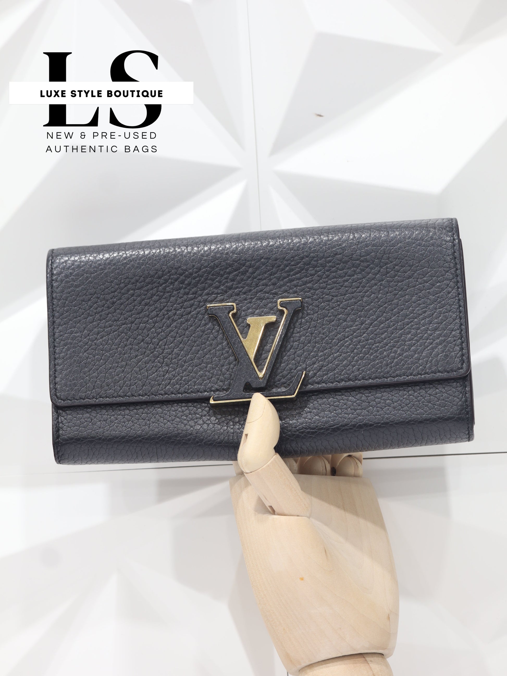 Louis Vuitton Capucines Compact Wallet Noir & Pink