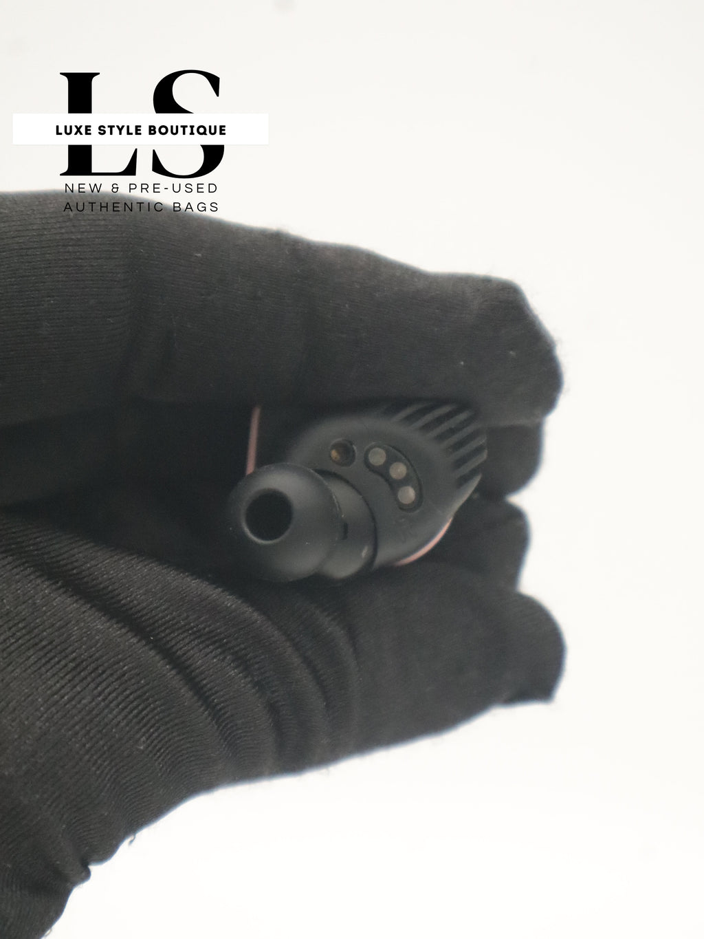 Louis Vuitton Pink Horizon Wireless Earbuds