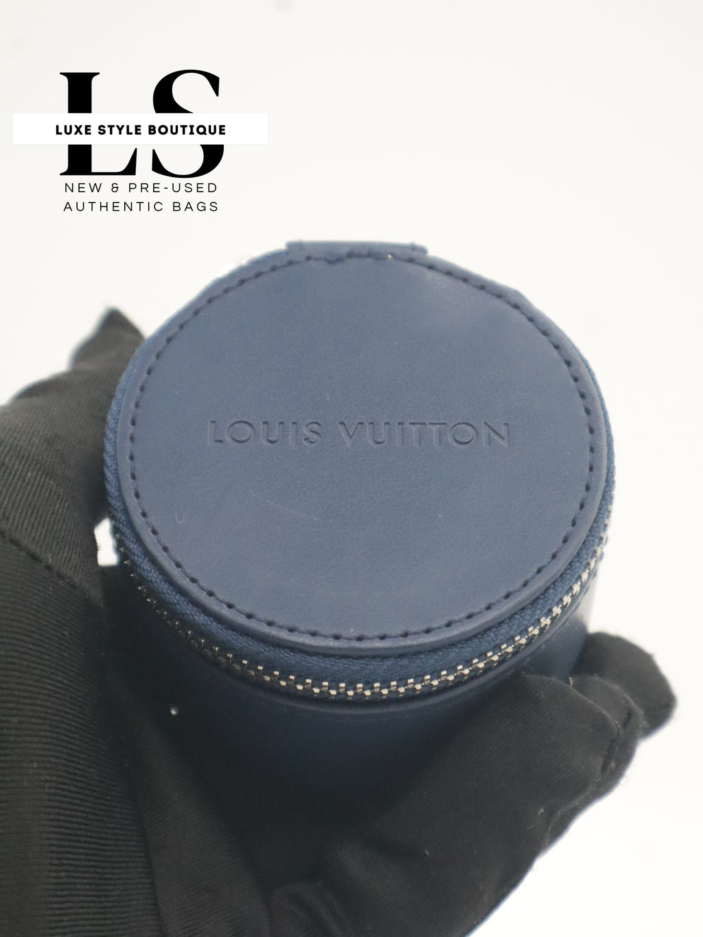 Louis Vuitton Pink Horizon Wireless Earbuds