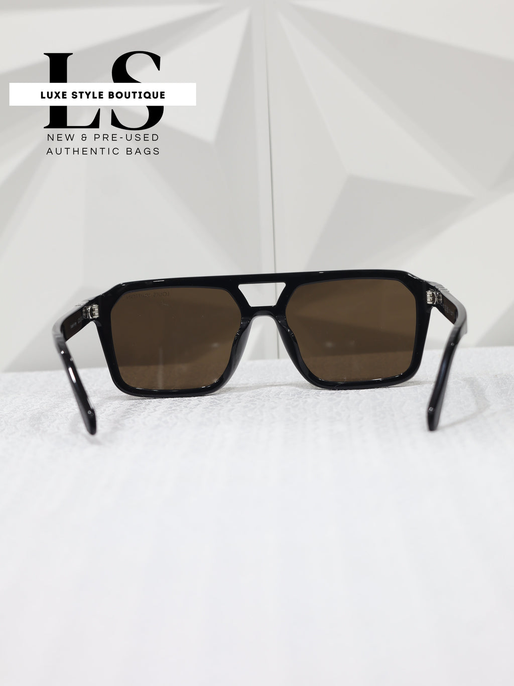 Louis Vuitton Hit Large Square Sunglasses 56*17 NEW