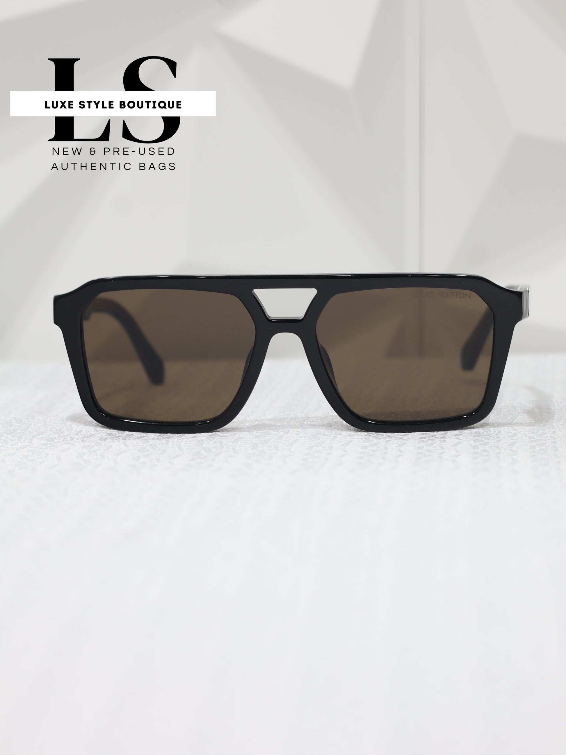 Louis Vuitton Hit Large Square Sunglasses 56*17 NEW