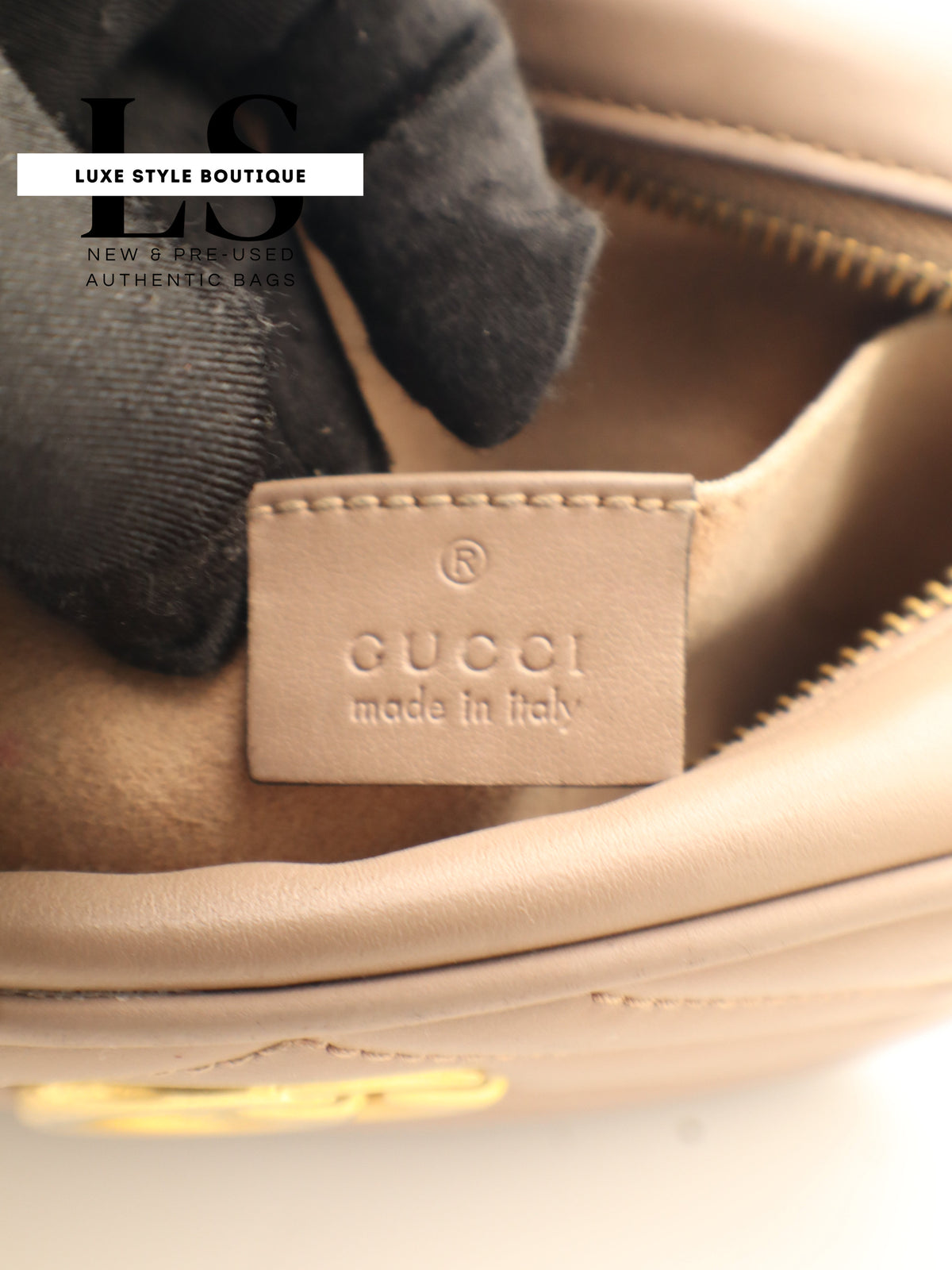 Gucci GG Marmont Matelasse Crossbody Beige