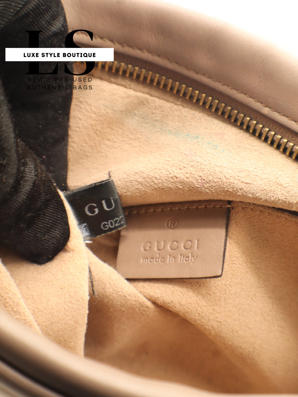 Gucci GG Marmont Matelasse Crossbody Beige