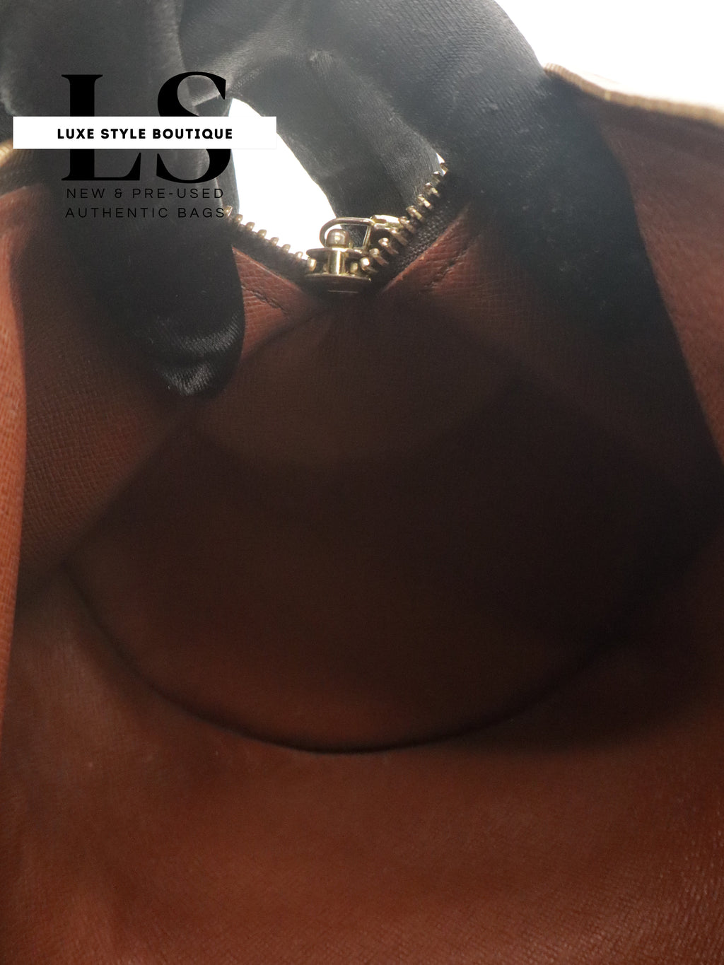 Louis Vuitton Papillon 30 Monogram w/Mini Bag